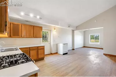 16685 Roller Coaster Road, Colorado Springs, CO 80921 - Photo 22