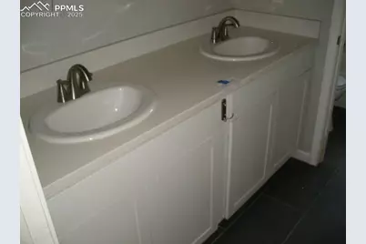 2415 E Willamette Avenue, Colorado Springs, CO 80909 - Photo 24