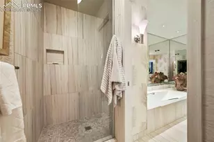 102 Miramar Dr, Colorado Springs, CO 80906 - Photo 36