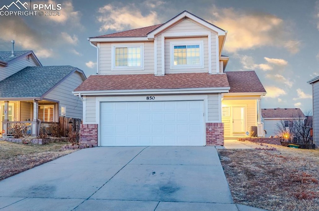 850 Legend Oak Dr, Fountain, CO 80817