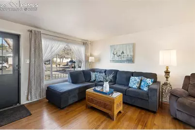 1209 Cumberland Street, Colorado Springs, CO 80907 - Photo 2