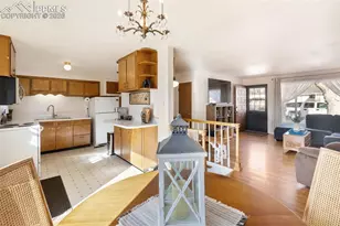 1209 Cumberland St, Colorado Springs, CO 80907 - Photo 4