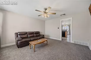 2039 E 8th St, Pueblo, CO 81001 - Photo 6