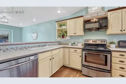 9375 Bar B Road, Fountain, CO 80817 - Photo 18