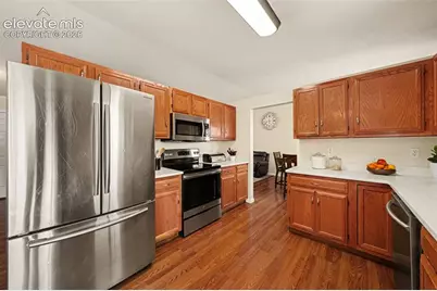 910 Lindstrom Drive, Colorado Springs, CO 80911 - Photo 4