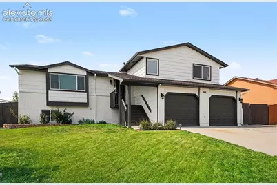 910 Lindstrom Drive, Colorado Springs, CO 80911 - Photo 2
