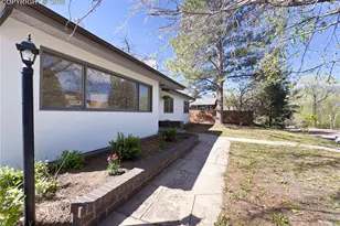 423 Pine Ave, Colorado Springs, CO 80906 - Photo 4