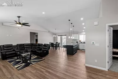 1905 E Tioga Lane, Colorado Springs, CO 81007 - Photo 6