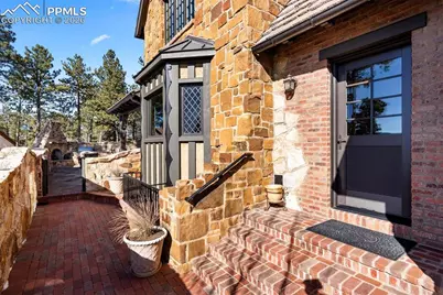 4340 Foxchase Way, Colorado Springs, CO 80908 - Photo 10