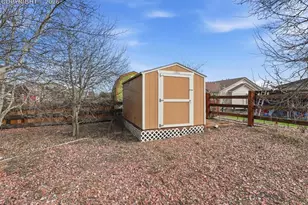 10859 Hidden Ridge Cir, Peyton, CO 80831 - Photo 38