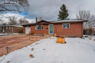 17 N Claremont St, Colorado Springs, CO 80909 - Photo 2