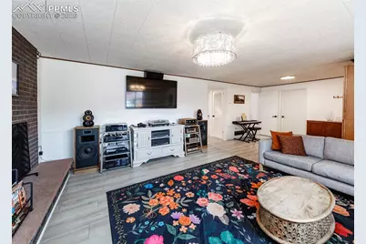609 Pioneer Lane, Colorado Springs, CO 80904 - Photo 30