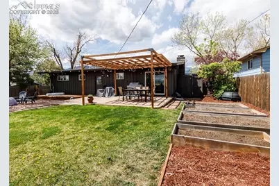 609 Pioneer Lane, Colorado Springs, CO 80904 - Photo 44