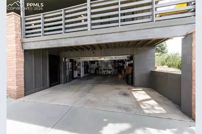 609 Pioneer Lane, Colorado Springs, CO 80904 - Photo 38