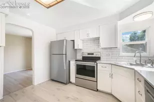 135 Helena Ln, Colorado Springs, CO 80904 - Photo 12