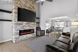 2745 Haystack Dr, Colorado Springs, CO 80922 - Photo 4