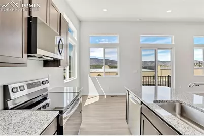 241 N Front Street #101, Monument, CO 80132 - Photo 10