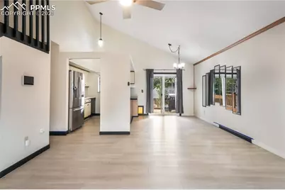 908 N Candlestar Loop, Fountain, CO 80817 - Photo 6