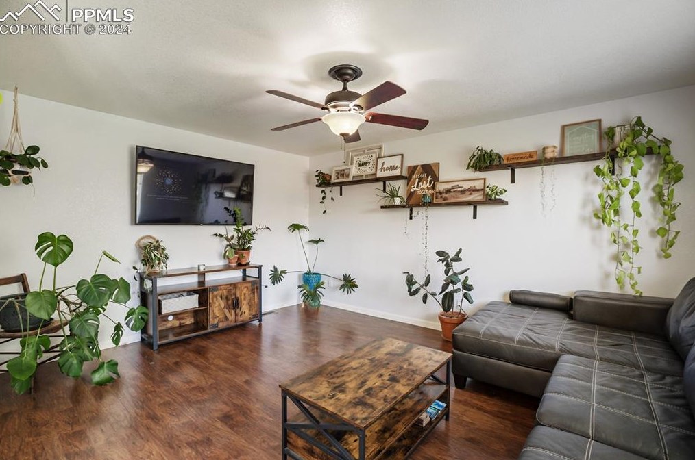 11377 Justamere Dr, Fountain, CO 80817-2289