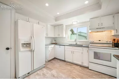 2510 Black Diamond Terrace, Colorado Springs, CO 80918 - Photo 10