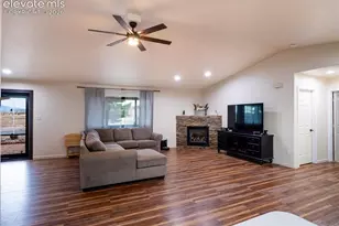 496 E Earl Dr, Pueblo West, CO 81007 - Photo 4