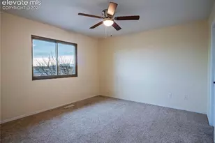496 E Earl Dr, Pueblo West, CO 81007 - Photo 14