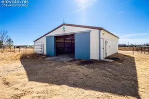 496 E Earl Dr, Pueblo West, CO 81007 - Photo 2