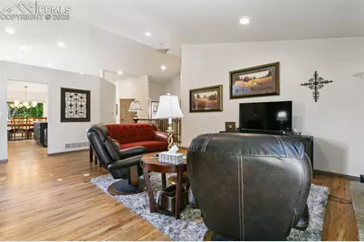 6545 Bonifas Court, Colorado Springs, CO 80919 - Photo 4