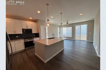 10242 Newfangled Way, Colorado Springs, CO 80924 - Photo 4