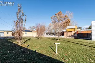 612 9th St, Fowler, CO 81039 - Photo 38