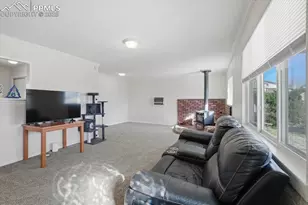 76 Jasper Dr, Colorado Springs, CO 80911 - Photo 4