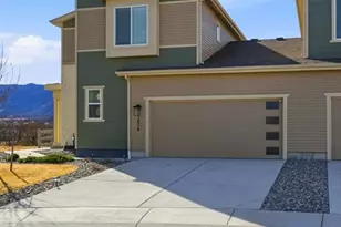 2058 Peak Pr Ln, Monument, CO 80132 - Photo 2