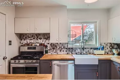 307 Redwood Drive, Colorado Springs, CO 80907 - Photo 10