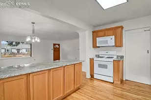 917 N Institute St, Colorado Springs, CO 80903 - Photo 8