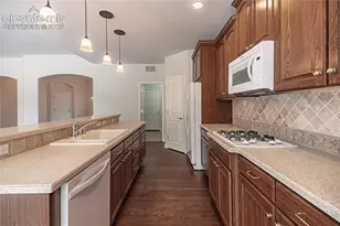 3527 Oak Meadow Dr, Colorado Springs, CO 80920 - Photo 10
