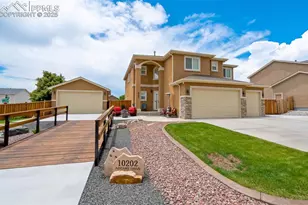 10202 Abrams Dr, Colorado Springs, CO 80925 - Photo 6
