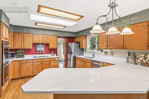 1124 Eagle Rock Rd, Colorado Springs, CO 80918 - Photo 6