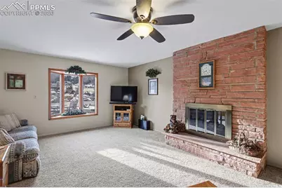 1124 Eagle Rock Road, Colorado Springs, CO 80918 - Photo 10