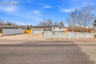 2120 Woodburn St, Colorado Springs, CO 80906 - Photo 4