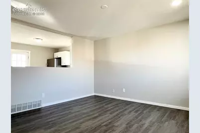 907 W Madison Street, Colorado Springs, CO 80907 - Photo 6