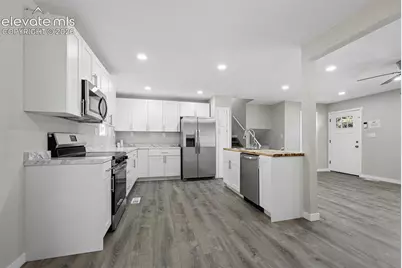 7313 Colonial Drive, Fountain, CO 80817 - Photo 10