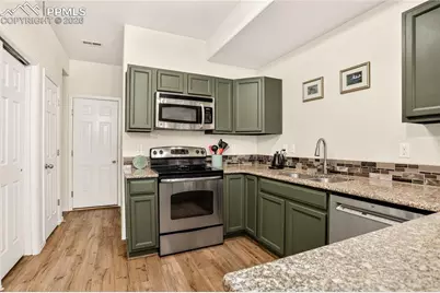 806 Red Thistle View, Colorado Springs, CO 80916 - Photo 14