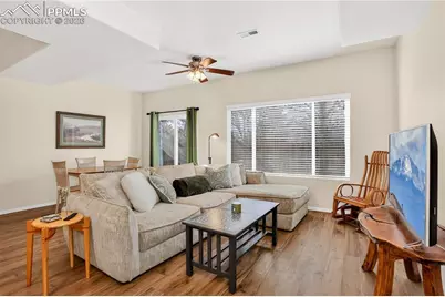 806 Red Thistle View, Colorado Springs, CO 80916 - Photo 4