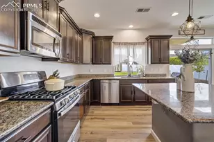 9305 Castle Oaks Dr, Fountain, CO 80817 - Photo 16