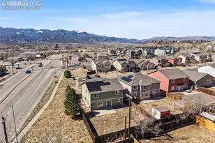 2385 Spring Blossom Dr, Colorado Springs, CO 80910 - Photo 24