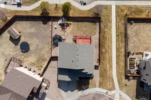 10572 Deer Meadow Cir, Colorado Springs, CO 80925 - Photo 36