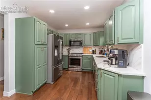 2560 Mirror Lake Ct, Colorado Springs, CO 80919 - Photo 6