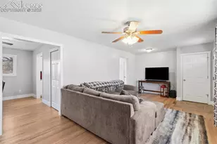 226 Bassett Dr, Colorado Springs, CO 80910 - Photo 12