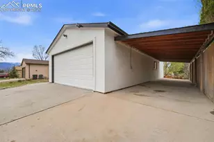 4430 Berryknoll Dr, Colorado Springs, CO 80916 - Photo 4