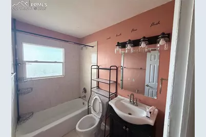 38 Macalester Road, Pueblo, CO 81001 - Photo 6